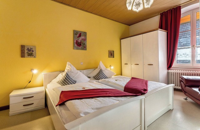 Room 'Doppelzimmer 9' with Shared Terrace