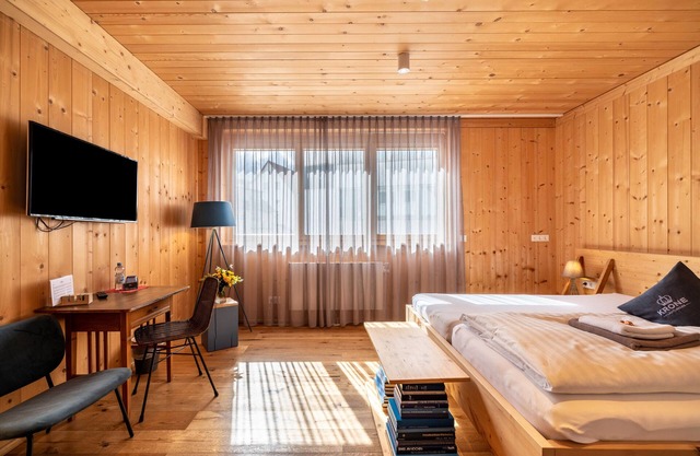 Room 'Elsa' with Shared Terrace and Wi-Fi