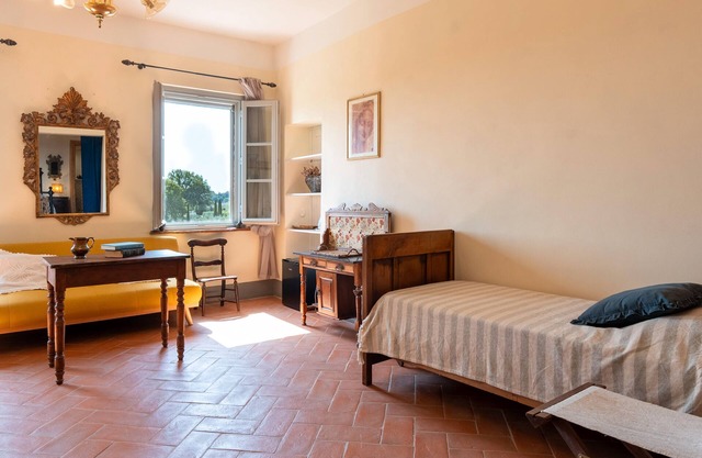 Room 'Family Suite' with Shared Pool, Terrace and Wi-Fi