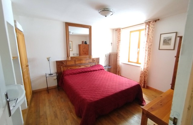 Room for two in a house of the XVII century - N°2 Chez Jean Pierre