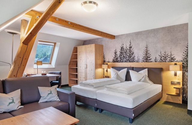 Room 'Grosses Zimmer' with Mountain View, Shared Terrace and Wi-Fi