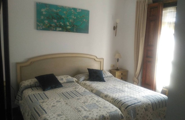 Room 'Habitación 1' with Private Pool, Wi-Fi and Air Conditioning