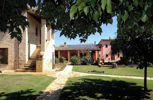 Room in Farmhouse with Swimming Pool