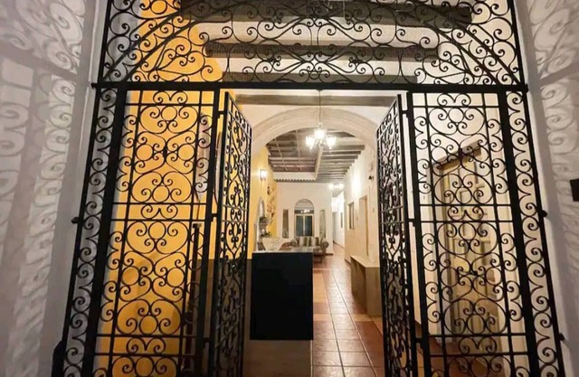 Room in Guest Room - Room 3 for 2 People, Double Bed