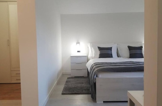 Room in Rakovica with Air condition, WIFI (4371-4)
