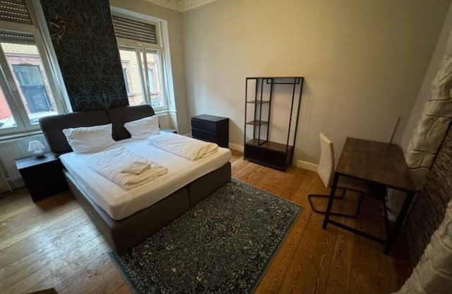 Room in the city center with peacefull neighbourhood