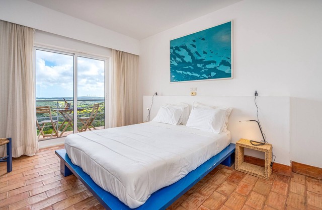 Room 'Junho' with Sea View, Shared Pool and Wi-Fi