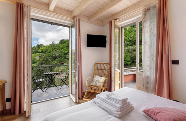 Room 'Mereta' with Mountain View, Wi-Fi and Air Conditioning