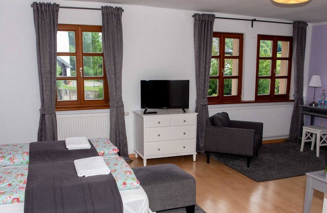 Room Neubürg - Manor Mengersdorf