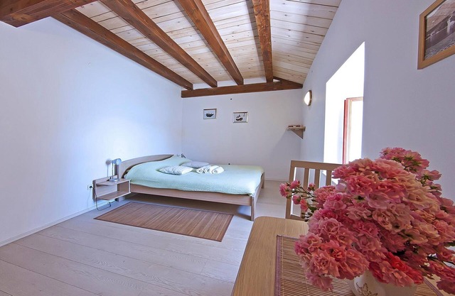 Room no 8 at Zamagna sea front castle