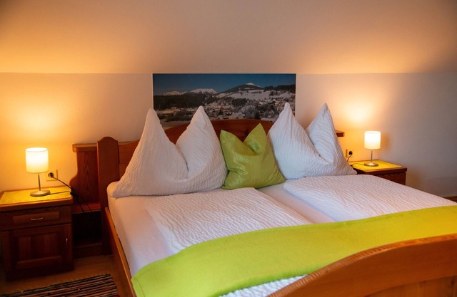 Room 'Seifterhof - Double Room' with Mountain View, Shared Terrace and Wi-Fi