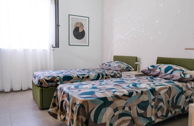 Room 'Stanza Dell'Olio' with Shared Terrace, Wi-Fi and Air Conditioning