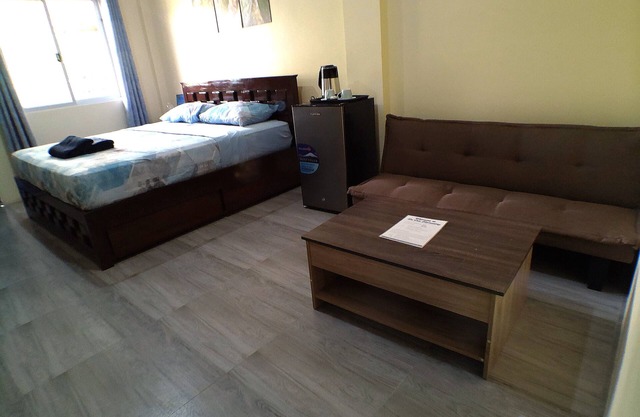 Room-your Perfect Hideaway, Uncompromise