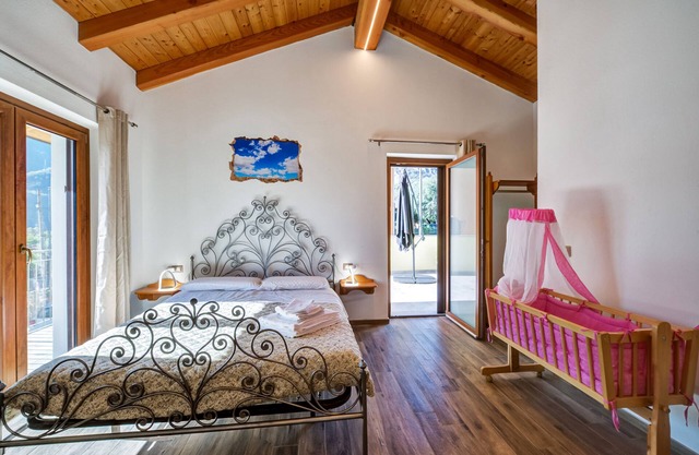 Room 'Zaffiro' with Mountain View and Wi-Fi