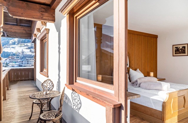 Room 'Zimmer 3' with Mountain View and Balcony