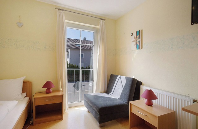 Room 'Zimmer 8 - Zweibettzimmer' with Mountain View, Shared Terrace and Wi-Fi