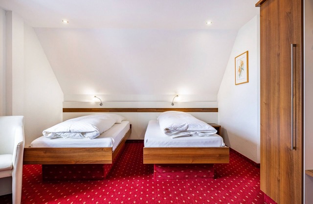 Room 'Zweibettzimmer 22' with Wi-Fi
