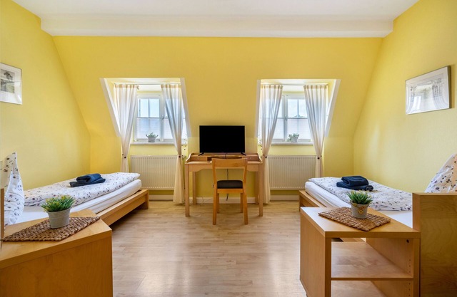 Room 'Zweibettzimmer Am Kleinen Markt' with Wi-Fi