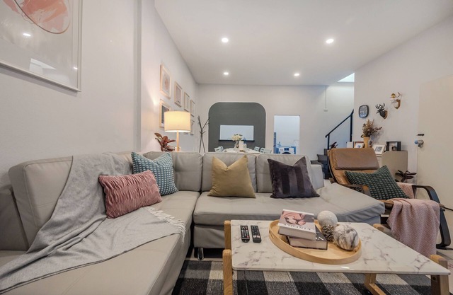 Roombix CityHouse -CozyHouse Chatuchak For10 ppl - RB1