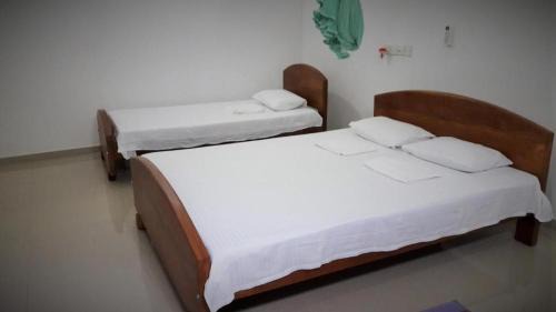 Rooms 154