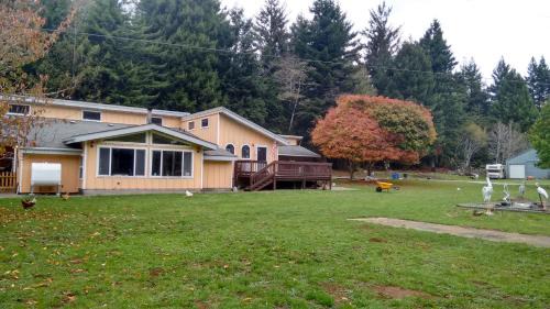 Rooms, RV,Tents in Redwood N&S Park 红木国家公园的房间