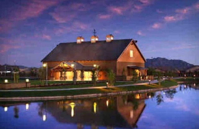 Roomy & Remodeled Modern Hacienda—5 bd 3.5 ba, 2 Masters and 3 kings!