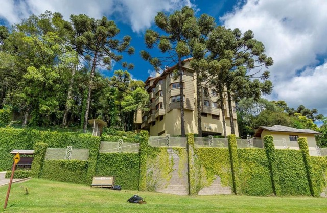 Rosa Edifício Lagos de Gramado