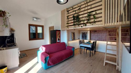 Rosa Room