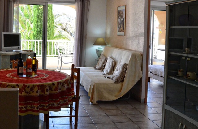 Rose Bagatelle apartment 🌹