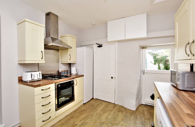 Rose Dene Cottage adjacent to Stately Home & Gardens. Nr Cartmel & Lake District