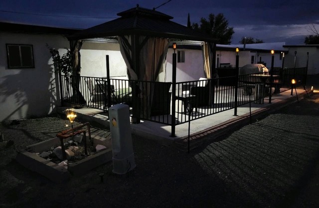 Rose's Motel