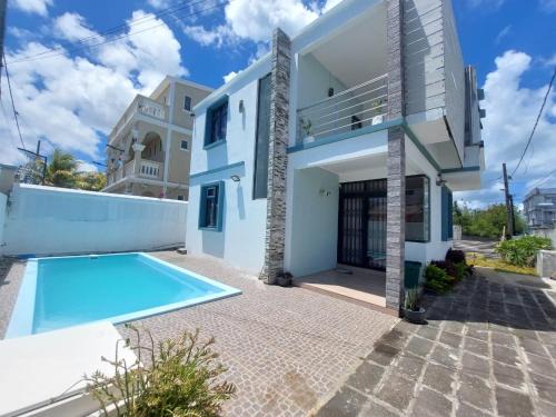 Rose villa