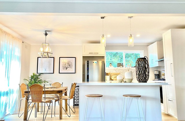Rosebud Lovely House 1 - Peninsula Holiday Rental, Rosebud Lovely House 1 - Mornington Peninsula Hol