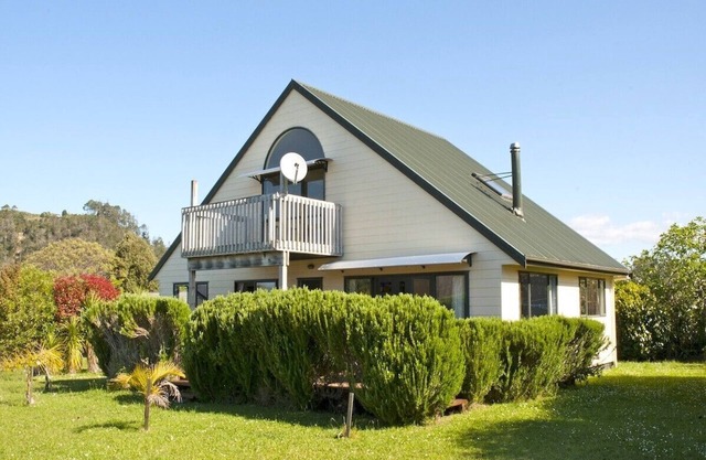 Rosemary Cottage - Hahei Holiday Home