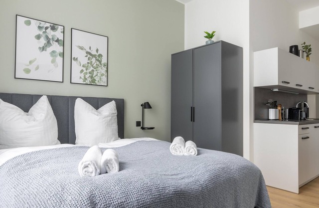 Rosenheim Gillitzerstr | Suite M