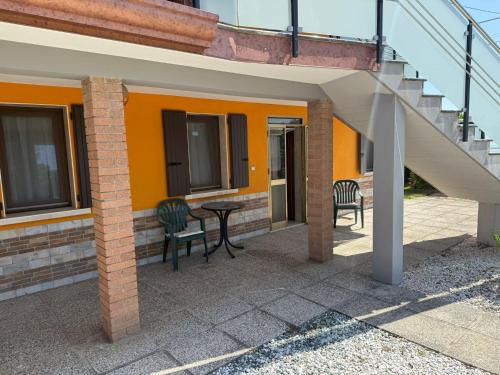 Rosolina House