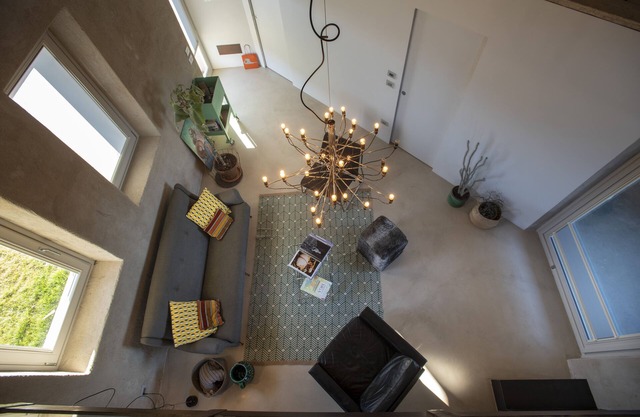 ROSTAGNI 1834: BEAUTIFUL APT IN VILLA WITH POOL IN THE BAROLO REGION