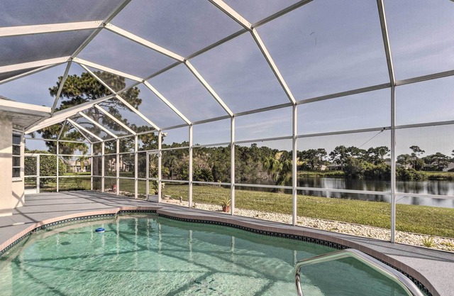 Rotonda West Retreat Near Golfing & Parks!
