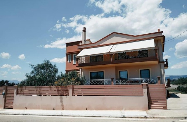 Roundabout apartment