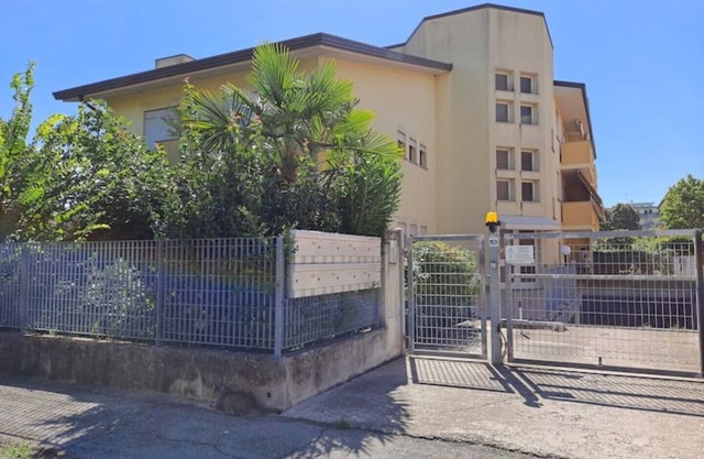 Roverella Apartment, Modern and Spacious.