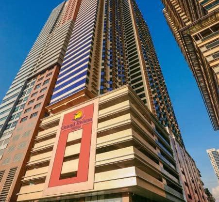 Roxas Blvd Stunning Studio Condo Near US Embassy