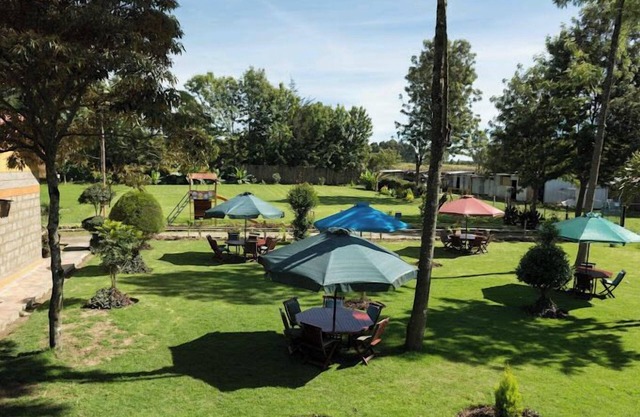 Royal Gardens Getaway