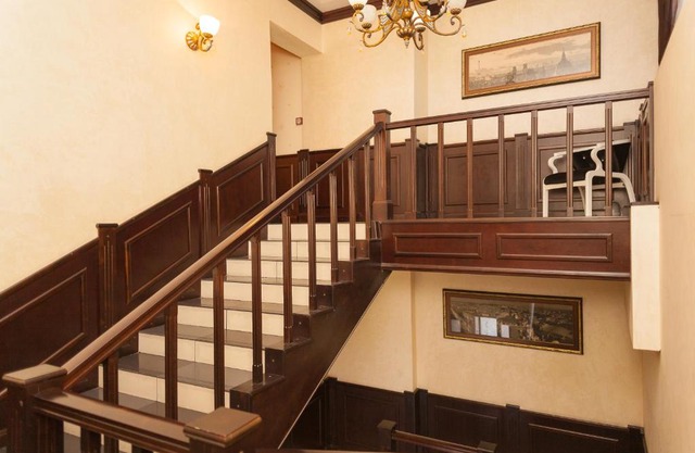Royal Hotel
