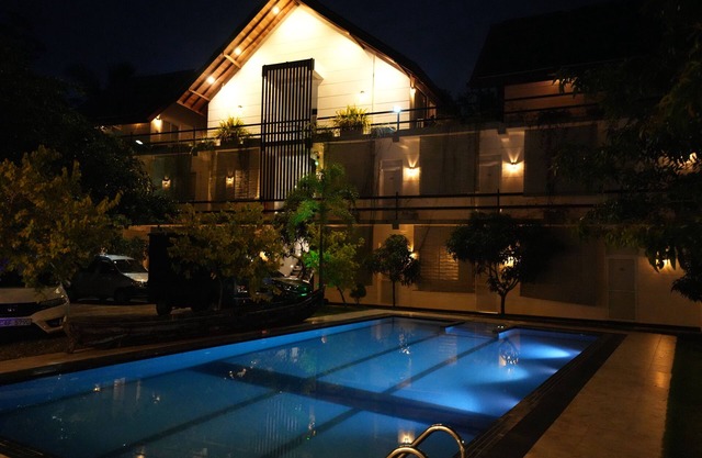 Royal Crown Residency Hotel
