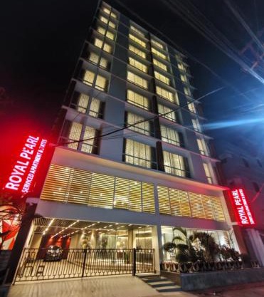 Royal Pearl Suites