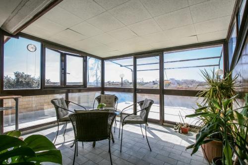 Royal Penthouse - Three-Bedroom Suite - Fiumicino Airport