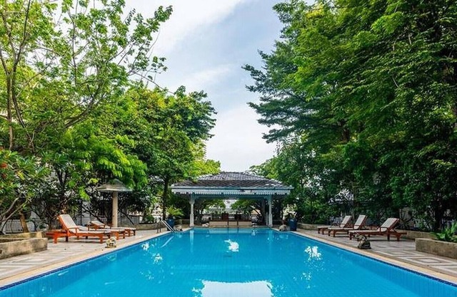 Royal Riverside Villa | Chao Phraya View Suite