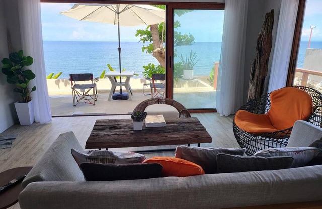 Royal Seascape 1 Beachfront