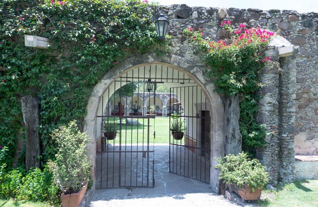 Royal Silver Inn Standard Single Room III