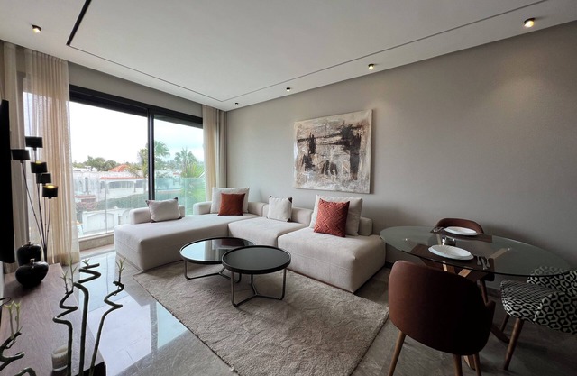 Royal Suite in lovely Anfa with WiFi, AC